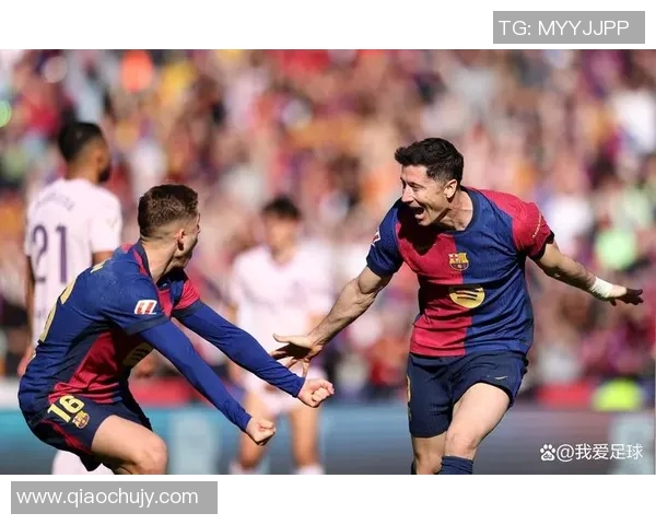 足球明星进球瞬间解析与精彩动作回顾